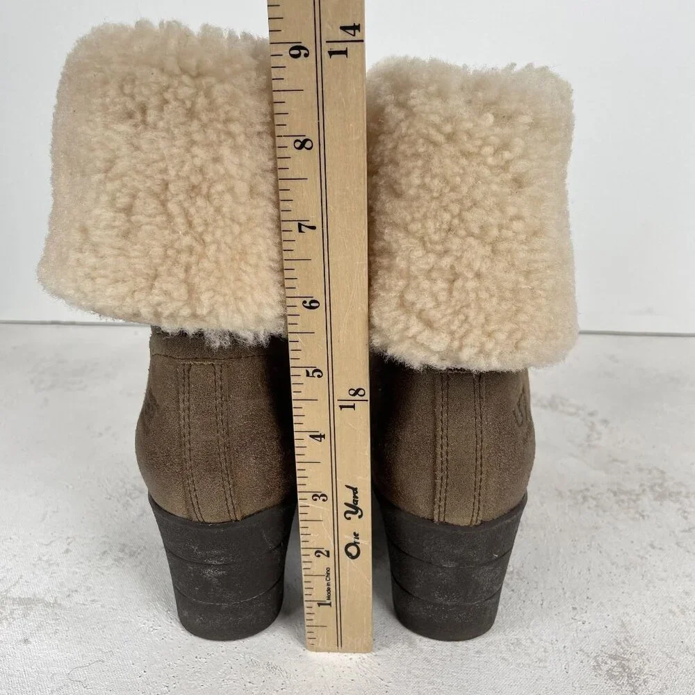 UGG Waterproof Zea Wedge Boots Womens 10 Brown Suede‎ Lace Up